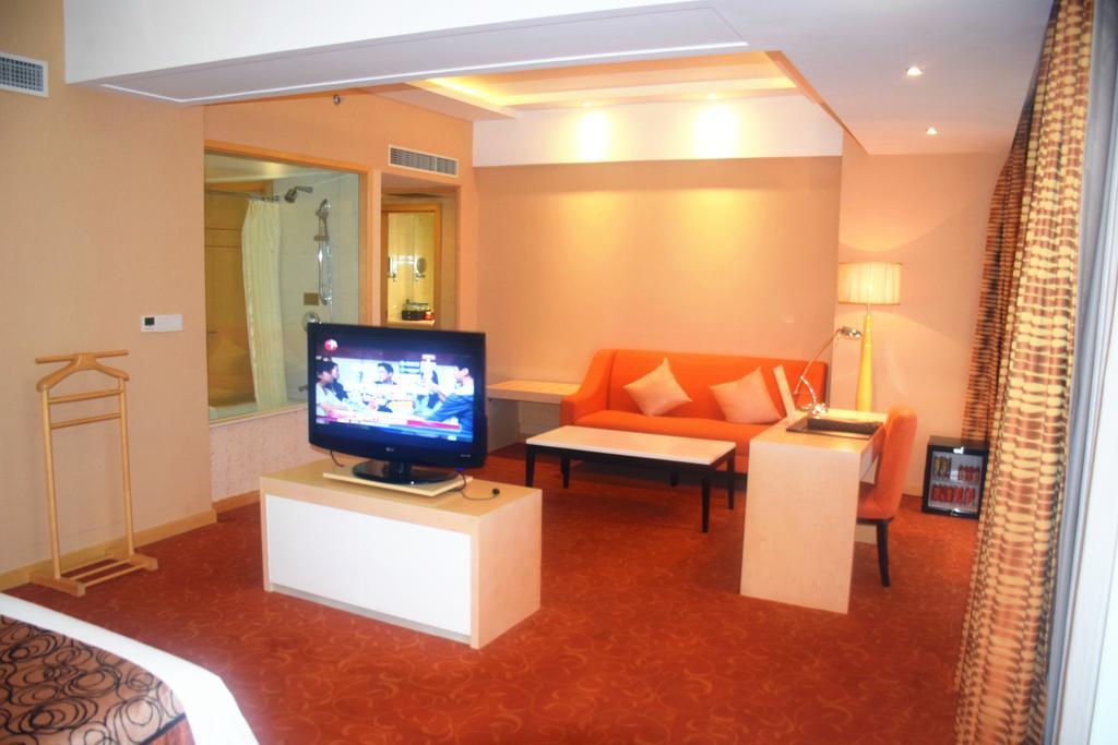 Puxi New Century Hotel 上海市 エクステリア 写真